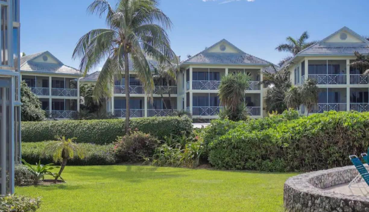 Beach Living At Plantation Village Blgs George Town Exterior foto