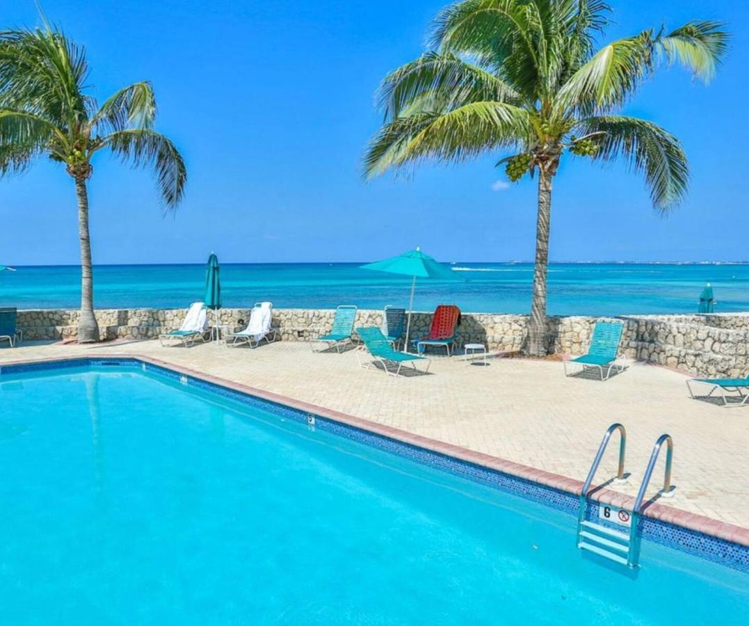 Beach Living At Plantation Village Blgs George Town Exterior foto